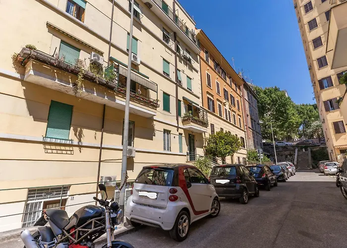 Trilocale indipendente vicino Metro per Colosseo - Domus in Rome